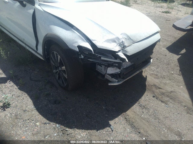 2021 Volvo V60, VIN: YV4102WK9M1069677