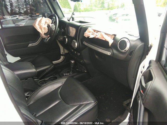 2016 Jeep Wrangler, VIN: 1C4HJWFG6GL180021