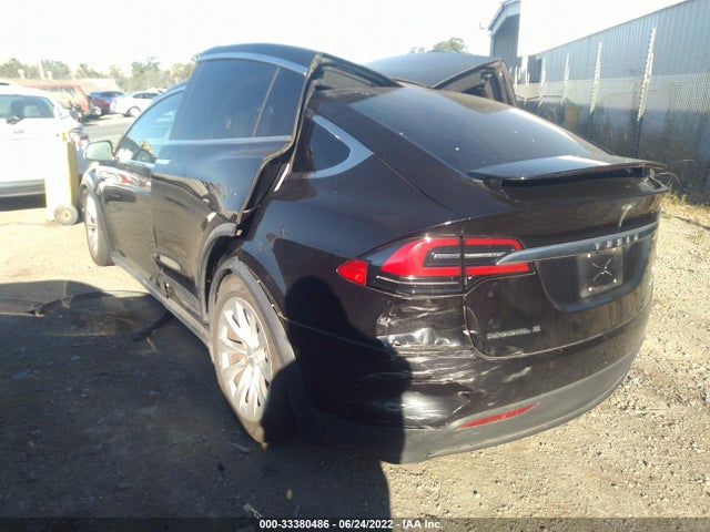 2017 Tesla Model X, VIN: 5YJXCDE23HF059659