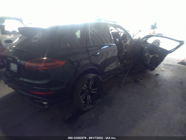 2016 Porsche Cayenne, VIN: WP1AE2A23GLA62999