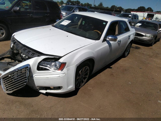 Chrysler 300 300c 2013 2C3CCAETXDH661716 Image 2