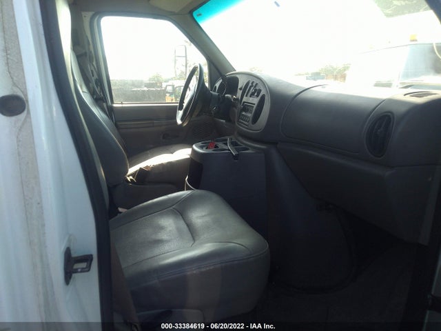 2000 FORD ECONOLINE COMMERCIAL VIN: 1FDWE35L2YHA12563