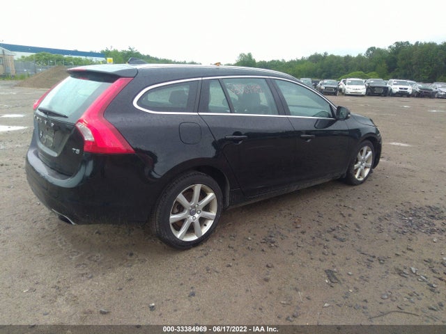 2017 Volvo V60, VIN: YV140MEK3H1334901