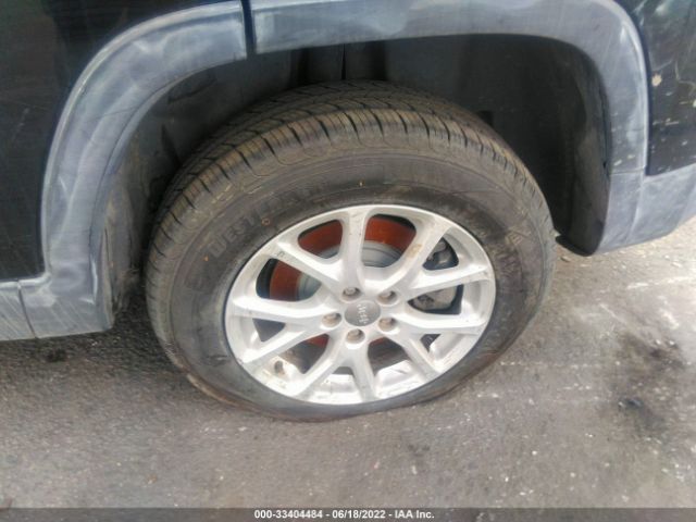 1C4PJMCS0HW601742 Jeep Cherokee Latitude