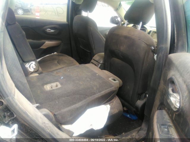 1C4PJMCS0HW601742 Jeep Cherokee Latitude