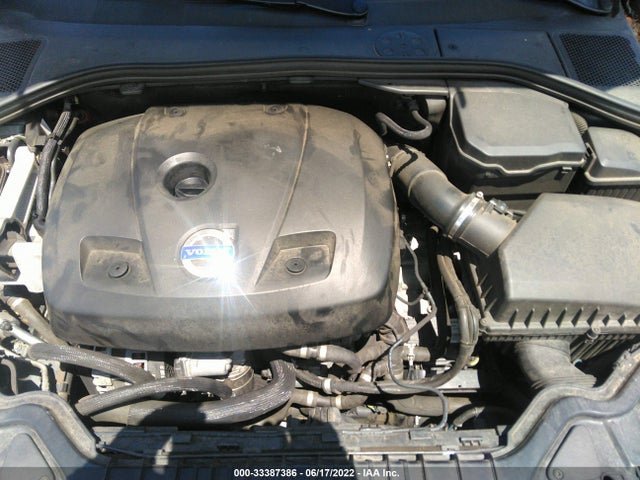 2015 Volvo S60, VIN: YV126MFCXF2305724