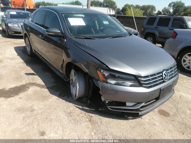 2015 Volkswagen CC, VIN: 1VWCV7A38FC004561