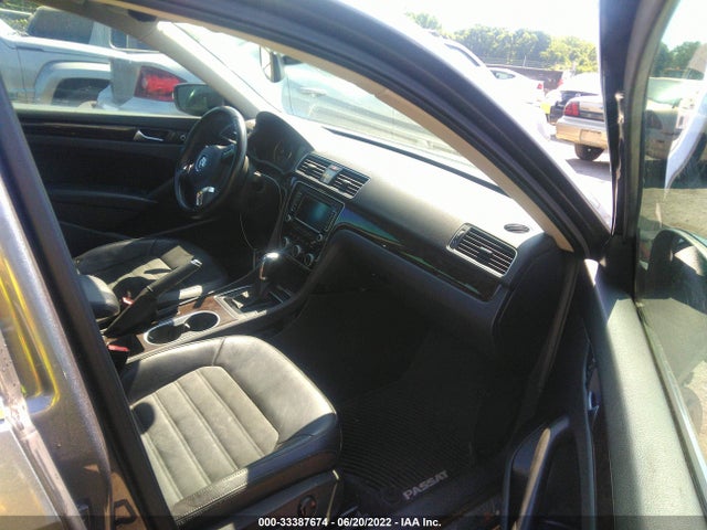 2015 Volkswagen CC, VIN: 1VWCV7A38FC004561
