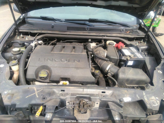 Lincoln MKS 2009 1LNHM94RX9G604823 Image 11