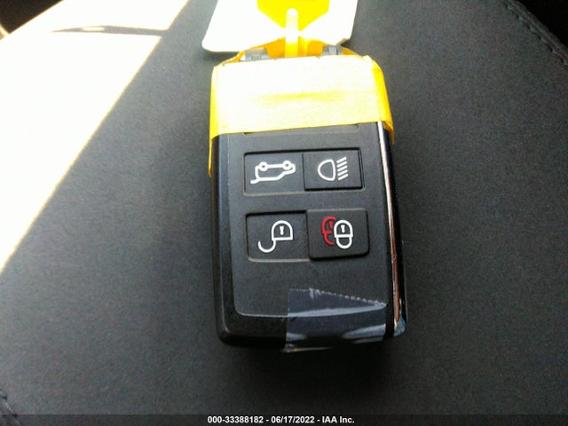 2022 Land Rover Discovery, VIN: SALCJ2FX5NH909492
