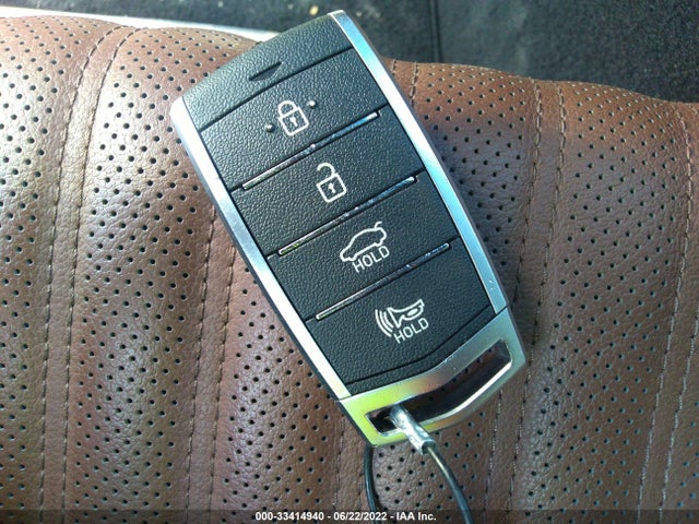 2020 Genesis G70, VIN: KMTG34LA2LU063861