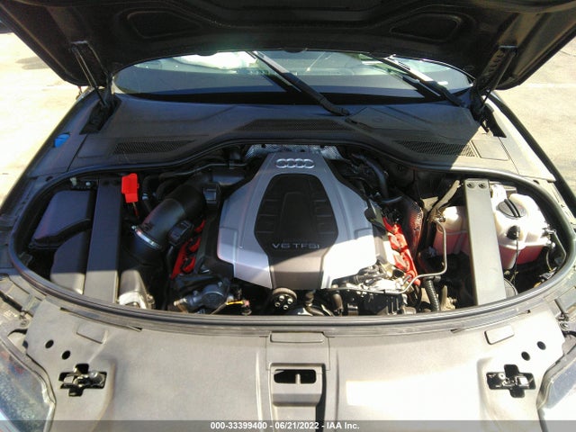 2015 Audi A8, VIN: WAU3GAFDXFN009807