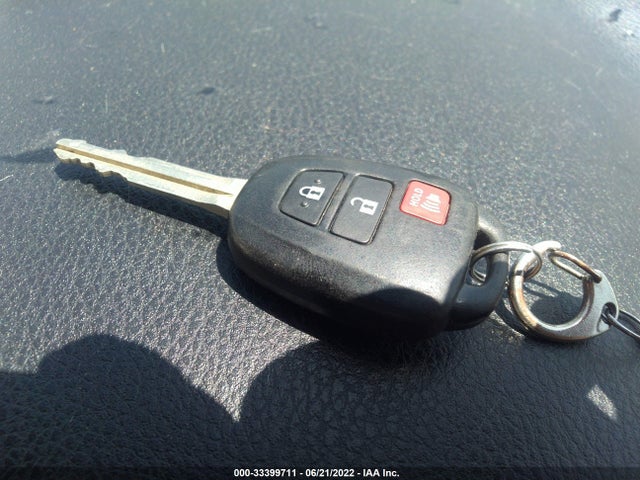 Toyota RAV4 LE 2014 2T3BFREV8EW203429 Image 11