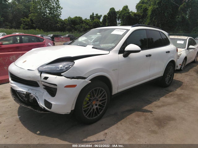 2017 Porsche Cayenne, VIN: WP1AE2A29HLA73426