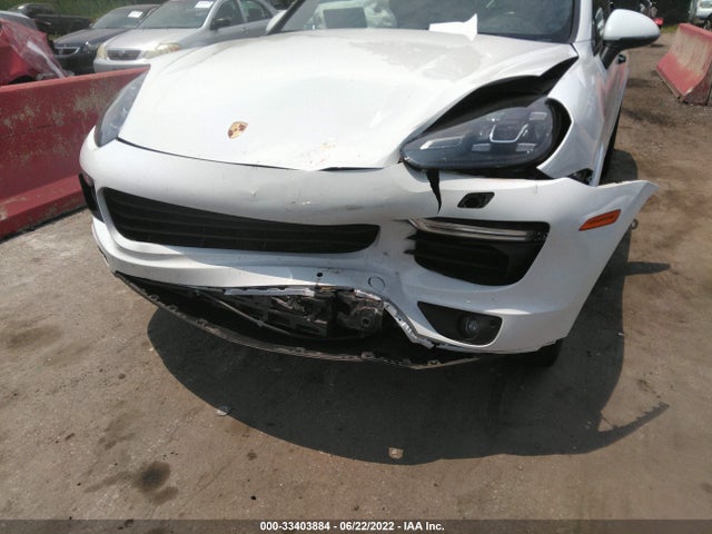 2017 Porsche Cayenne, VIN: WP1AE2A29HLA73426