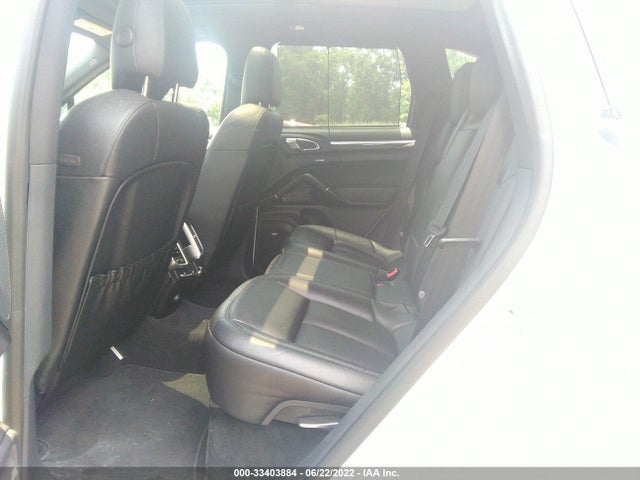 2017 Porsche Cayenne, VIN: WP1AE2A29HLA73426