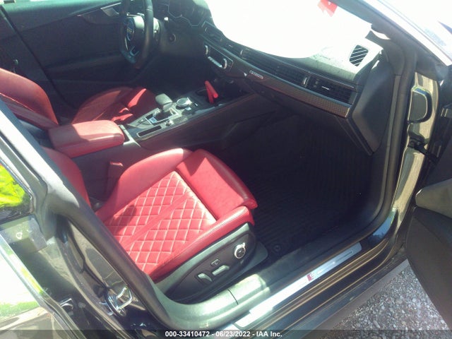 2019 Audi S5, VIN: WAUB4CF57KA027207