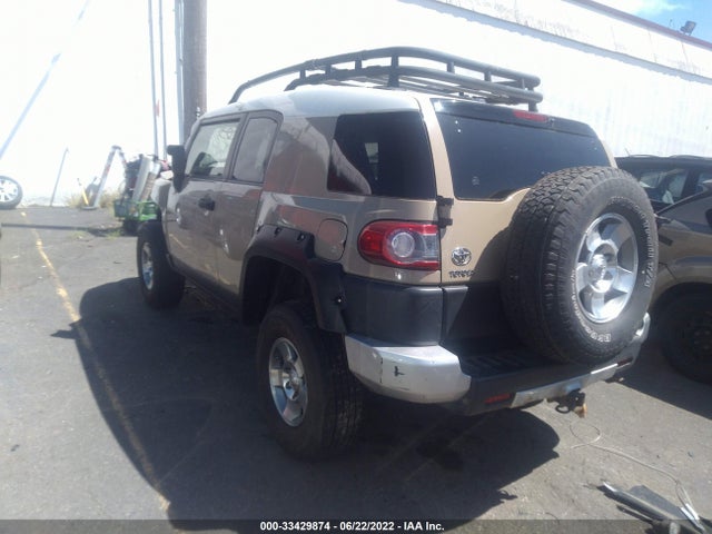 2014 Toyota FJ Cruiser, VIN: JTEBU4BF0EK184952