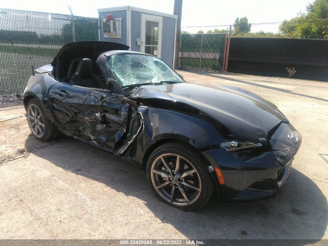 2021 Mazda MX-5 Miata, VIN: JM1NDAD73M0455647