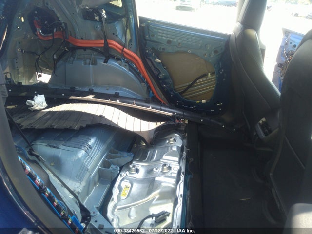 Tesla Model Y 2022 7SAYGDEE1NF428889 Image 8