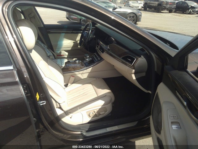 2017 Genesis G90, VIN: KMHG54JH8HU032805