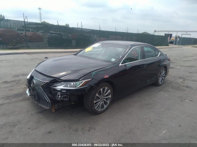 Lexus ES 2020 58ADZ1B13LU068488 Image 2