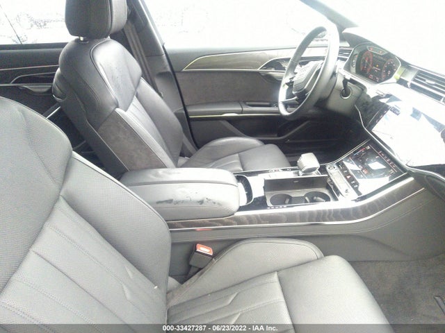2021 Audi A8, VIN: WAU8DAF89MN004547