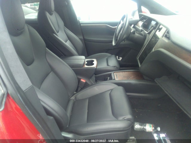 2021 Tesla Model X, VIN: 5YJXCDE22MF319348