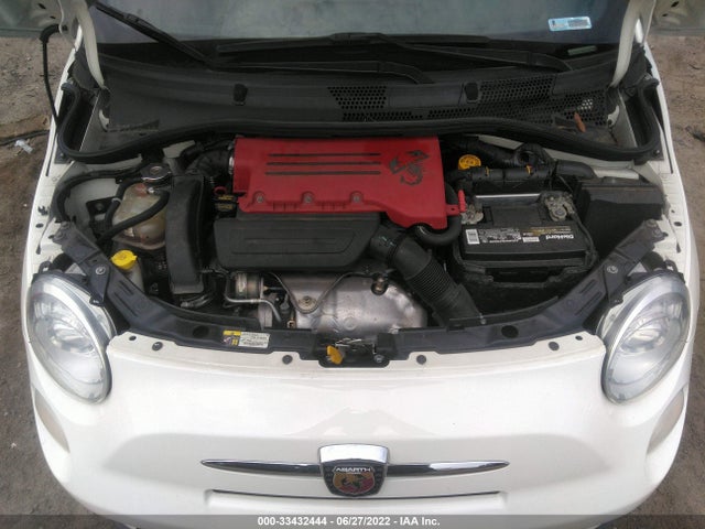2015 Fiat 500, VIN: 3C3CFFFH7FT527545