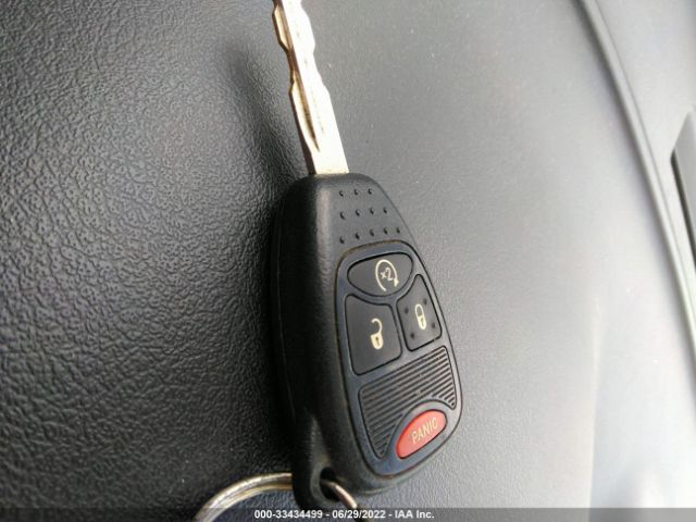 1J4NT1FB5BD246494 Jeep Compass Latitude