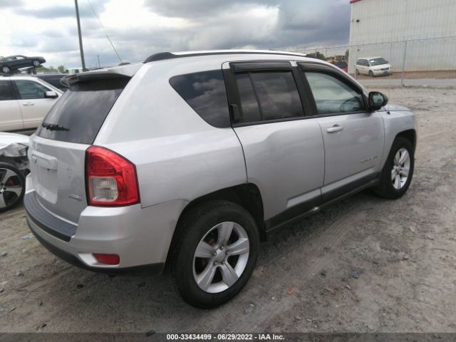 1J4NT1FB5BD246494 Jeep Compass Latitude