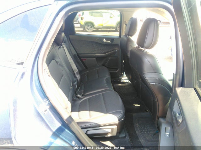 2020 Ford Escape, VIN: 1FMCU9BZ8LUC15460