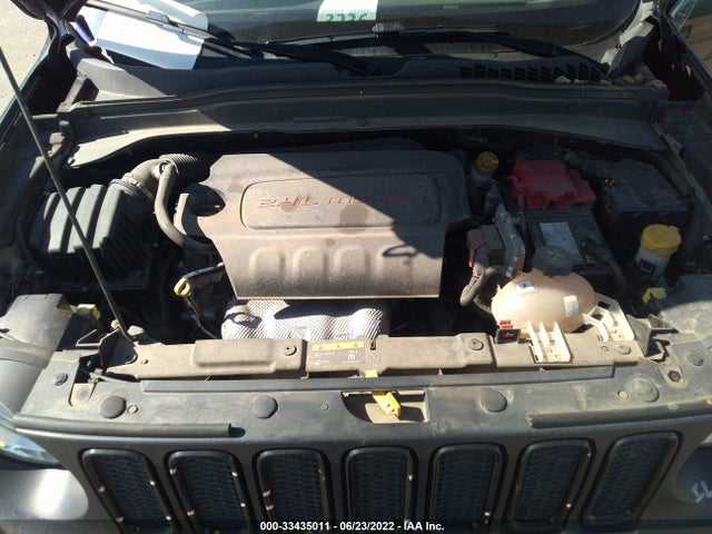 33435011 :رقم المزاد ، ZACCJBAB2JPH59380 vin ، 2018 Jeep Renegade Upland Edition مزاد بيع