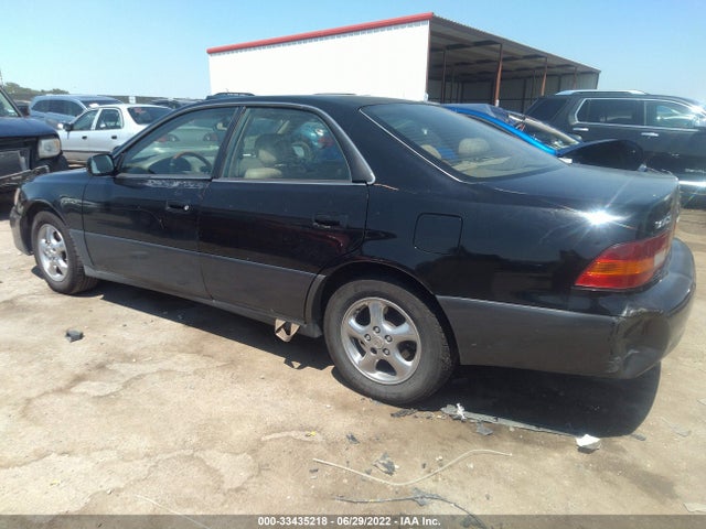 JT8BF22G1V0056936 Lexus ES 300 LUXURY SPORT SDN
