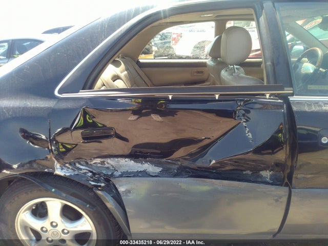 JT8BF22G1V0056936 Lexus ES 300 LUXURY SPORT SDN