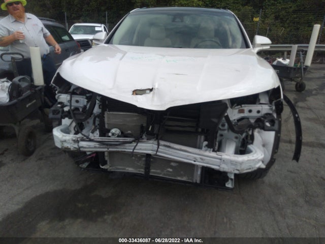 2018 Lincoln MKX, VIN: 2LMPJ6LR2JBL14662