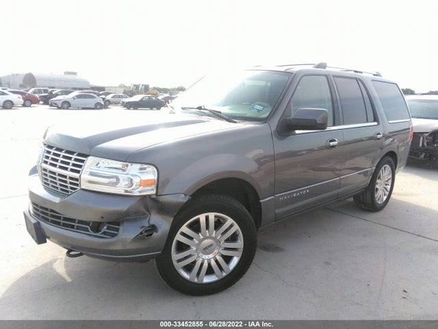 Lincoln Navigator 2011 5LMJJ2H50BEJ09764 Image 2