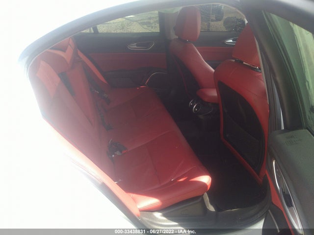 2021 Alfa Romeo Giulia, VIN: ZARFAMBNXM7645569