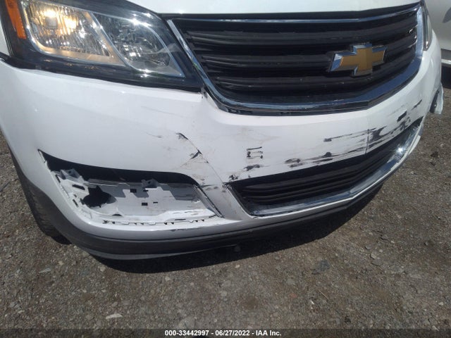 2016 Chevrolet Traverse, VIN: 1GNKRHKD1GJ261114