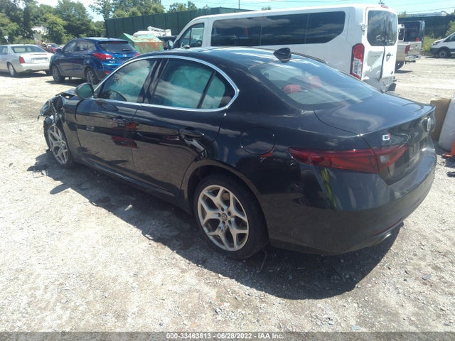 2020 Alfa Romeo Giulia, VIN: ZARFANBN7L7631021
