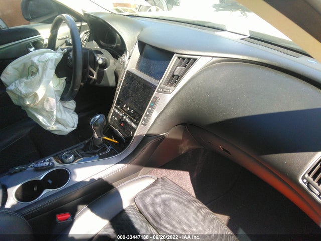 2017 Infiniti Q50, VIN: JN1EV7AR3HM831657