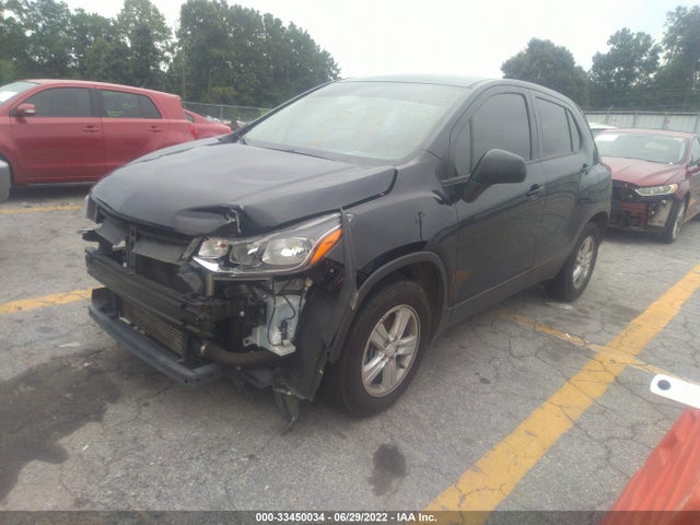 Chevrolet TRAX LS 2019 3GNCJKSBXKL317835 Image 2