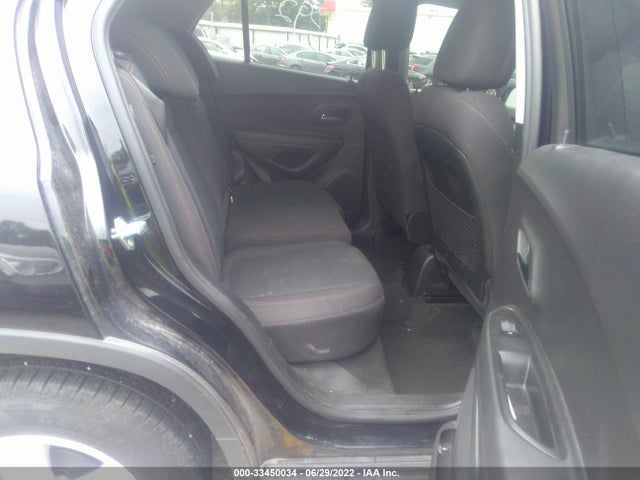 Chevrolet TRAX LS 2019 3GNCJKSBXKL317835 Image 8