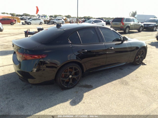 2020 Alfa Romeo Giulia, VIN: ZARFAMAN7L7633363