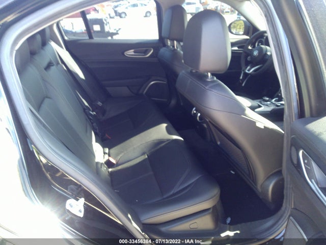 2020 Alfa Romeo Giulia, VIN: ZARFAMAN7L7633363
