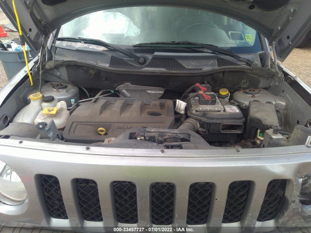 1C4NJRBB0GD708077 Jeep Patriot 75th Anniversary