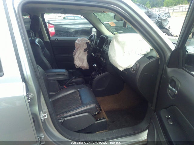 1C4NJRBB0GD708077 Jeep Patriot 75th Anniversary