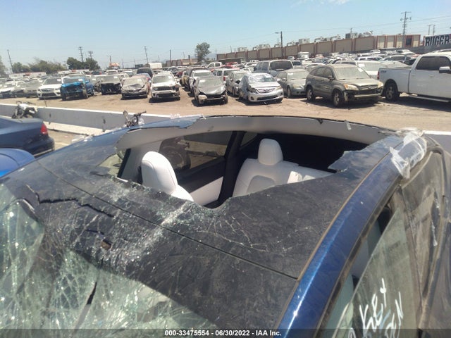 Tesla Model Y Long Range 2020 5YJYGDEE0LF023777 Image 3
