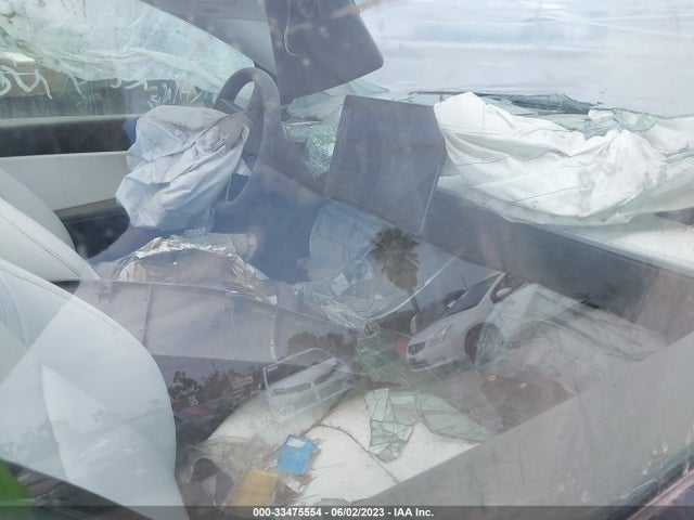 Tesla Model Y Long Range 2020 5YJYGDEE0LF023777 Image 6
