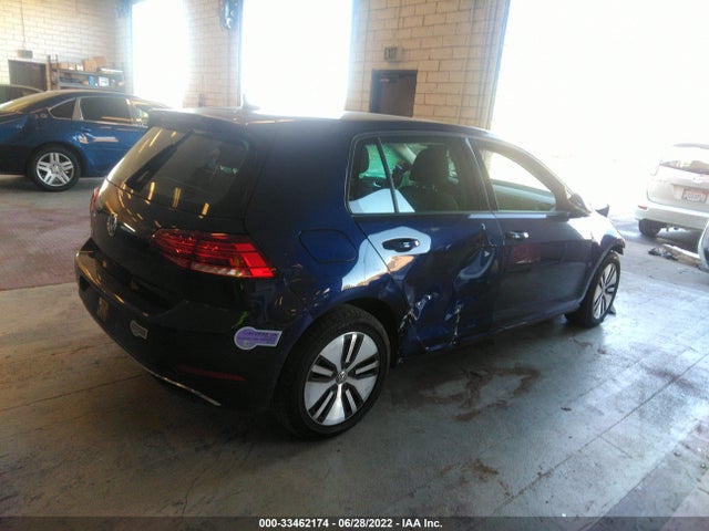 2018 Volkswagen Golf, VIN: WVWKR7AU0JW908102